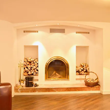 Jagdschloss Zu 5 아파트 *